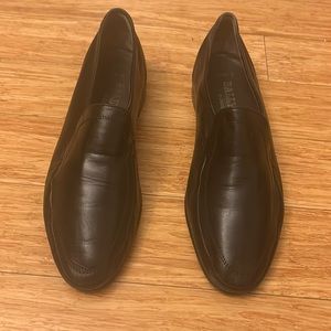 Bally vintage black men’s loafers.
